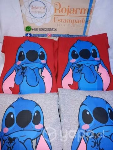 Poleras y polerones estampados