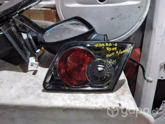 Mazda 6 2004 foco de maleta derecho