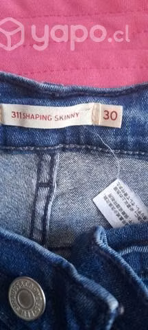 Jean Levis talla 30