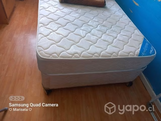 Cama semi nueva 1½ Plaza