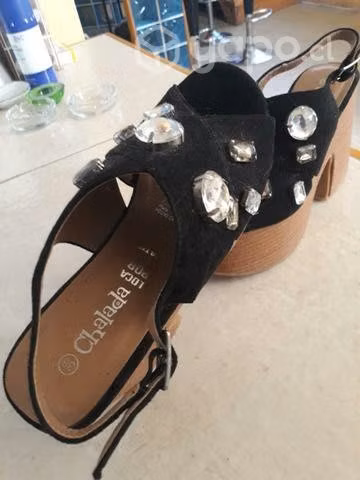 Hermosas sandalias casi nada de uso - Imagen 5