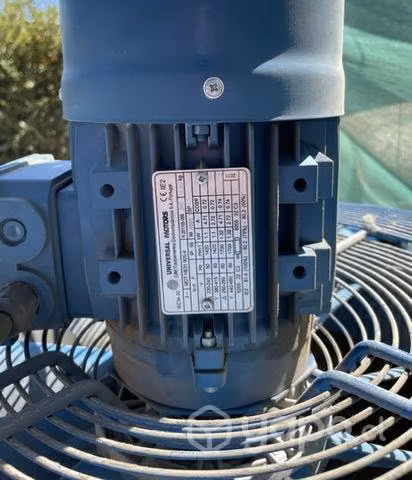 Ventiladores de alto flujo trifásicos