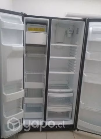 Refrigerador side by side 700L
