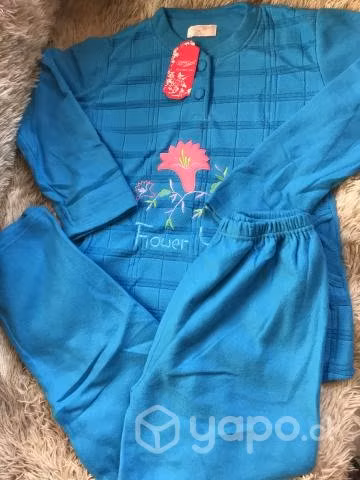 Pijama para dama y niña