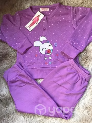 Pijama para dama y niña
