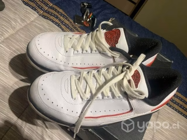 Jordan retro ii low