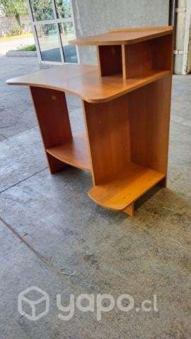 Escritorio con silla - Imagen 3