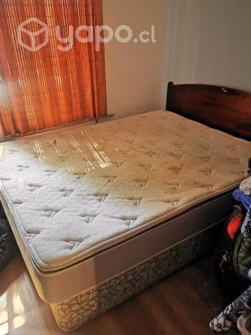 cama de dos plazas, con respaldo y dos veladores - Imagen 3