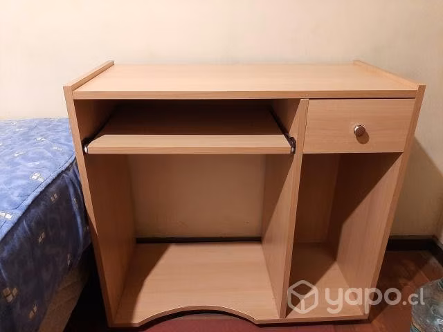 Escritorio de madera