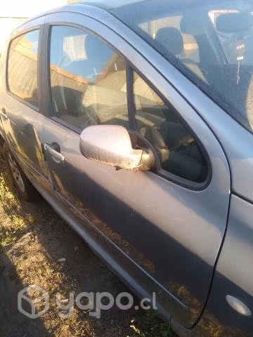 Puerta delantera derecha peugeot 307