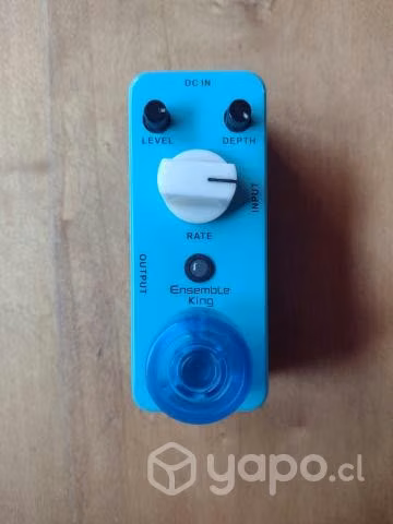 Pedales de Efectos (Fuzz, Chorus, Expresión) - Imagen 2