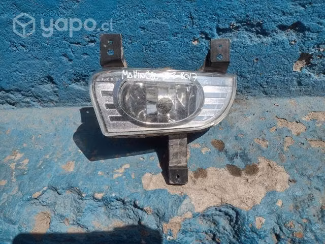 Neblinero izq Mahindra pickup 2011-2016