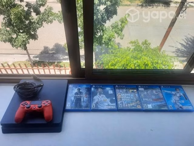 Ps4 slim playstation