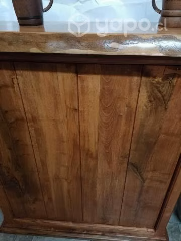 Bar rustico en madera mañío