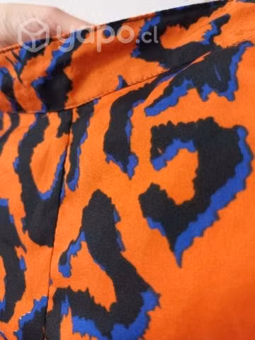 Short animal print