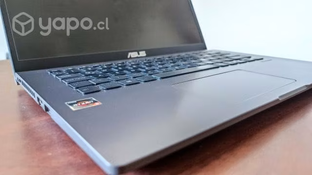 Notebook ASUS M409 14'' Ryzen 5, 12 GB RAM 250 SSD