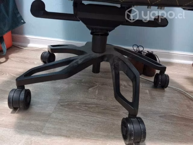 Silla gamer Cougar Armor Titan Pro - Imagen 3