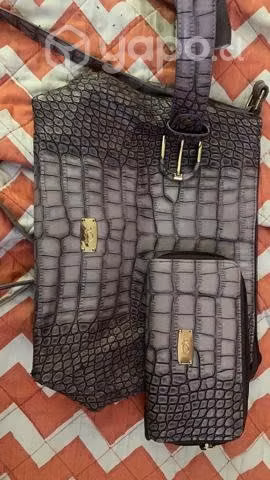 Cartera, cinturon, billetera carpisa italiana