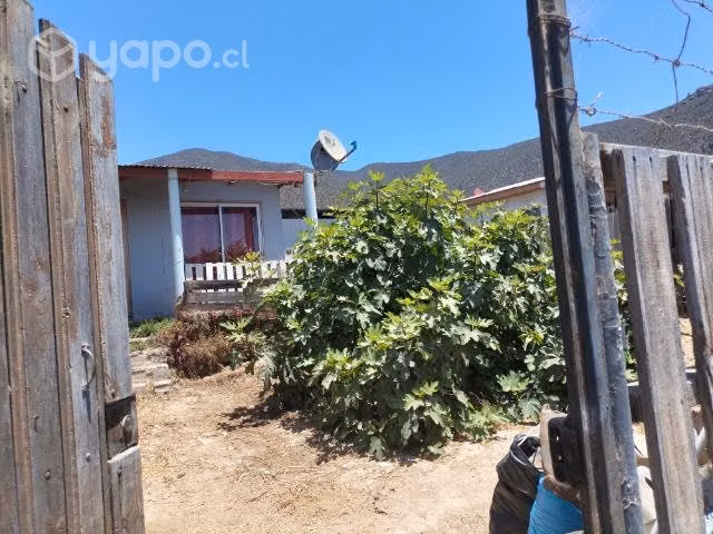 Terreno con casa construida agua y luz - Imagen 19