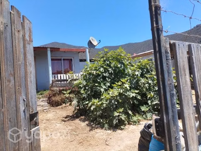 Terreno con casa construida agua y luz - Imagen 3