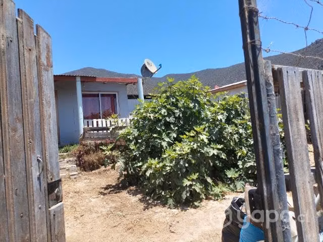 Terreno con casa construida agua y luz - Imagen 17