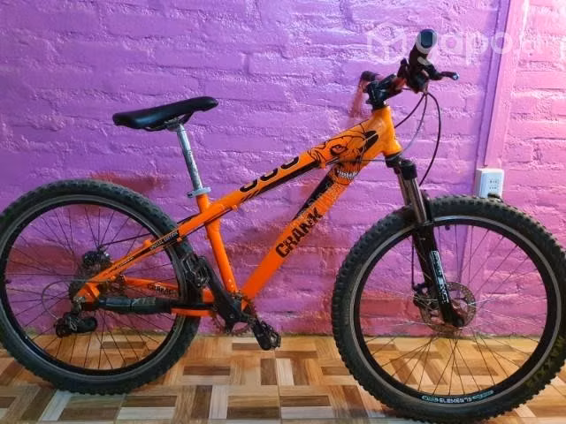 Bicicleta crank 888