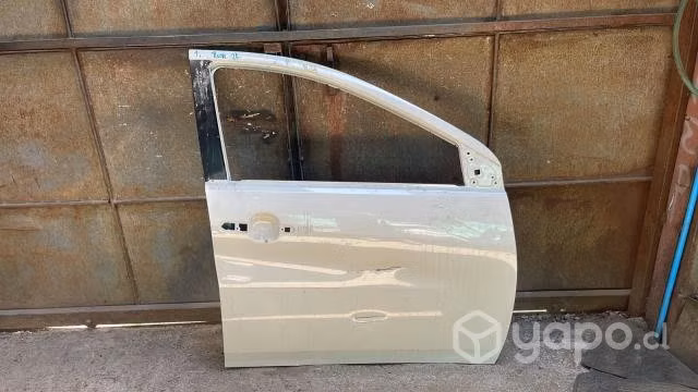 Puerta delantera derecha toyota rush original