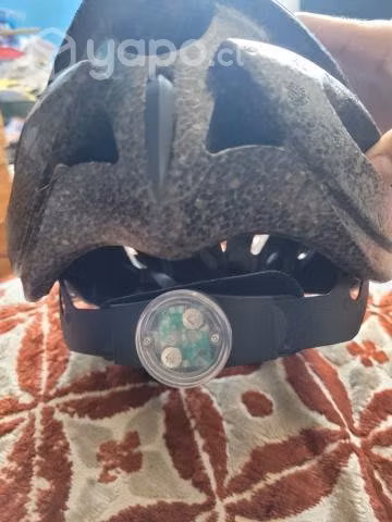 Casco profesional de ciclista con luz delantera