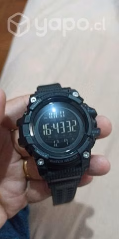 Reloj skmei negro