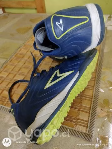 Zapatillas 35 buen estado niño - Imagen 4