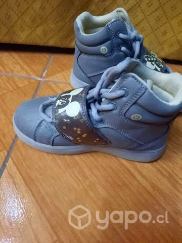 Zapatillas con luces N°29
