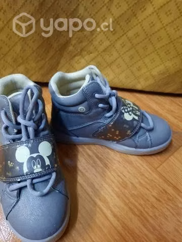 Zapatillas con luces N°29