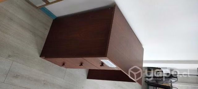 2 escritorios de oficina