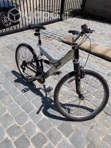 Bicicleta aro 27