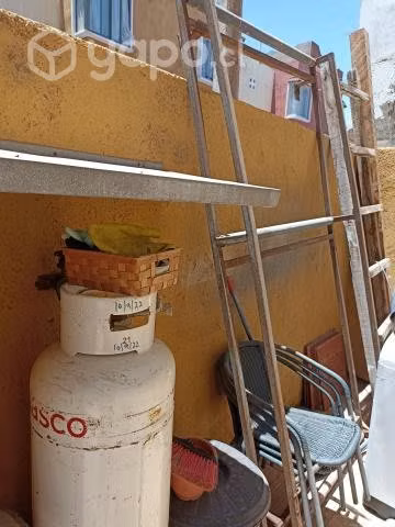 Se regala parrilla furgón, mesa y sillas de terraz