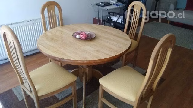 Comedor con 4 sillas