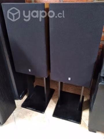 Parlantes Monitores Yamaha NS344