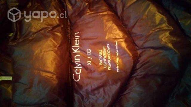 Chaqueta calvin klein tipo capa - Imagen 2