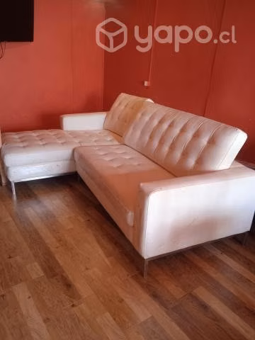 un juego de sillon en L - Imagen 3