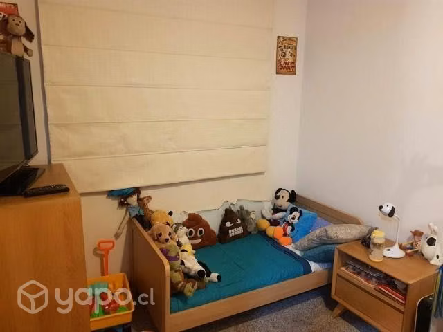Cama cuna colchón más velador