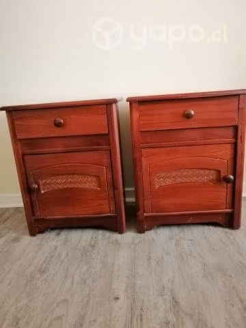 2 Veladores "Celta"