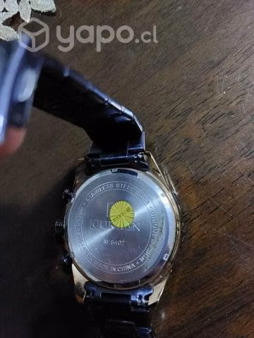 Reloj Curren