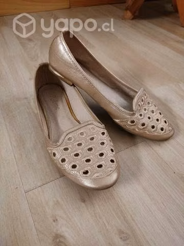 Zapatos Poême