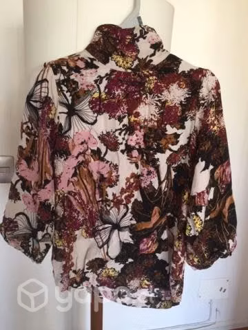 Blusa buen estado talla S-M