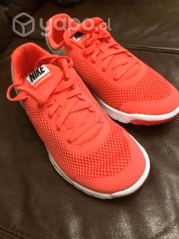 Zapatilla Nike niña NUEVA SIN USO
