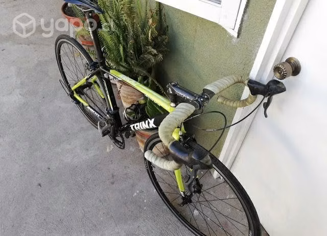 Bicicleta Ruta Trinx R800