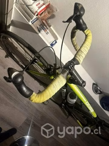 Bicicleta Ruta Trinx R800