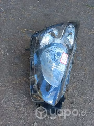 Optico Derecho Mazda 2