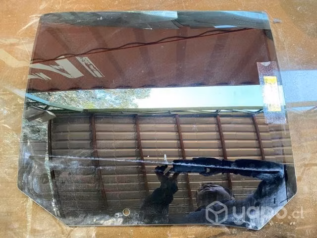 Vidrio original puerta trasera derecha Ford Explor