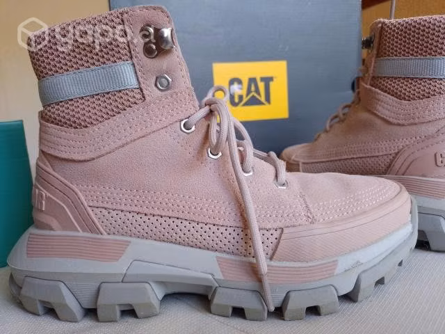 zapatillas Caterpillar en estado NUEVO - Imagen 2